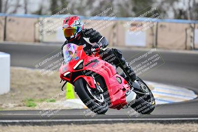media/Apr-18-2025-TrackDaz (Fri) [[45f5874c44]]/B Group/Session 4 (Turn 6 - Outside)/
